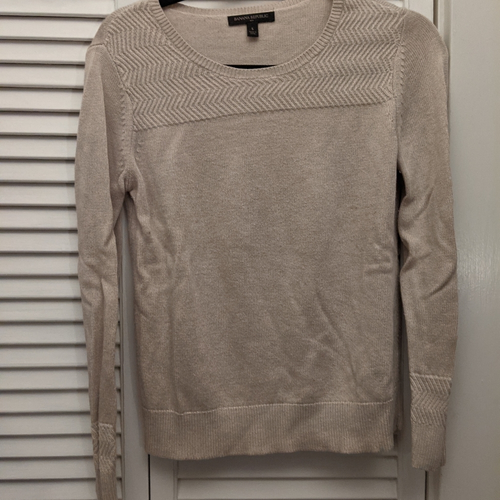 Banana republic women sweater size small